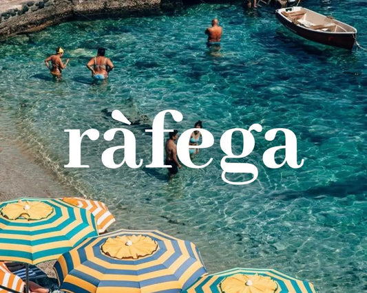 El abanico, el nuevo accesorio indispensable del verano ràfega