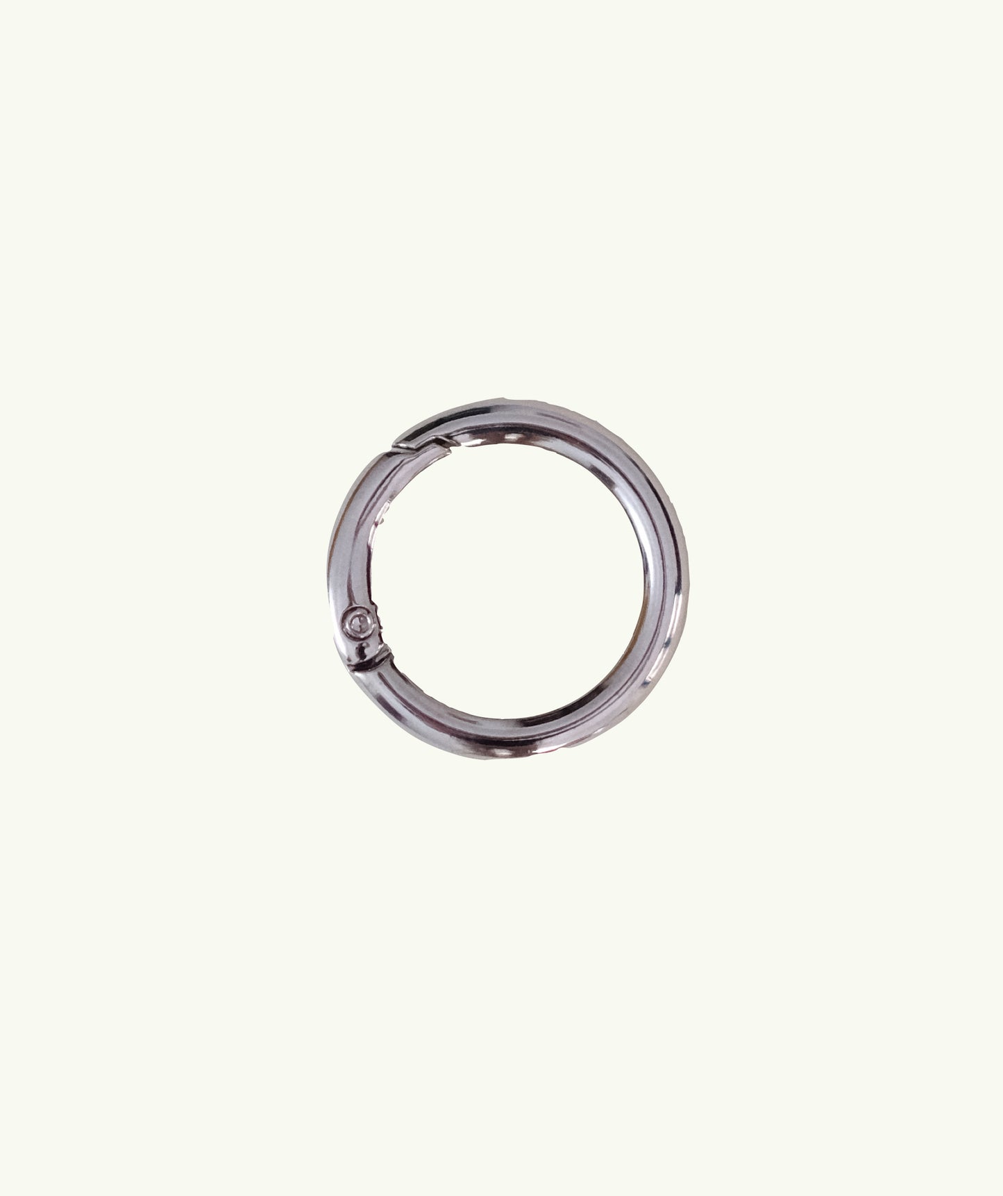 Silver Carrying Ring