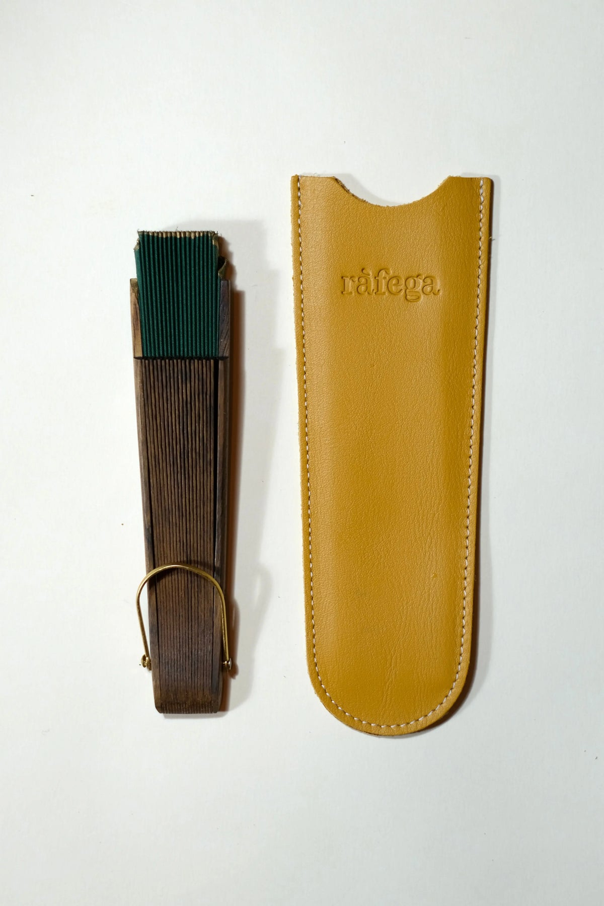 Petitó Leather Case - Mustard
